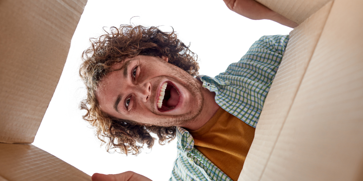 Caixa de papelão grande